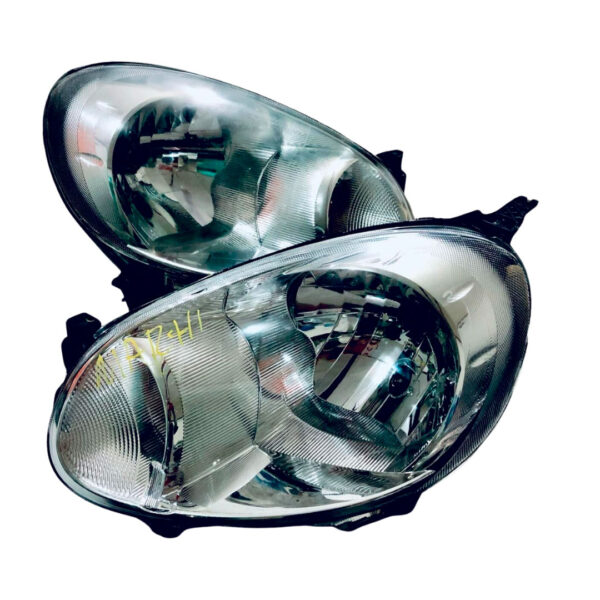 Faros de Nissan March 2011-2017